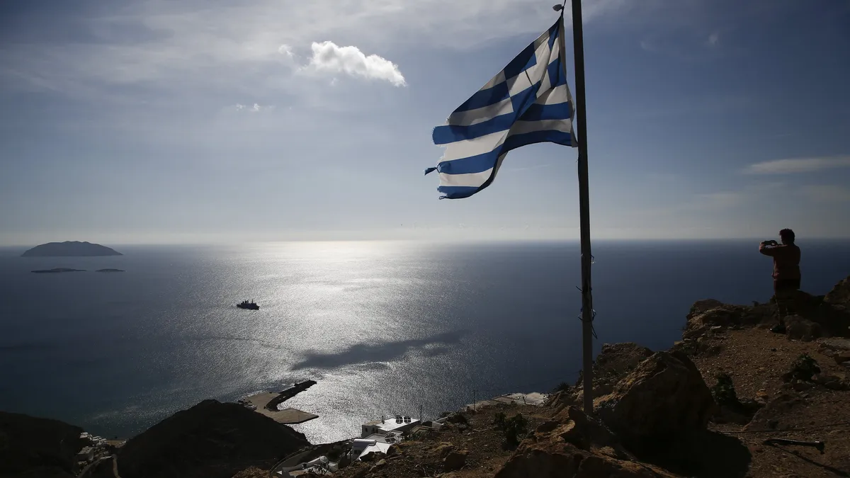 Greek ships and submarines to monitor Turkish manoeuvres off Rhodes and Cyprus