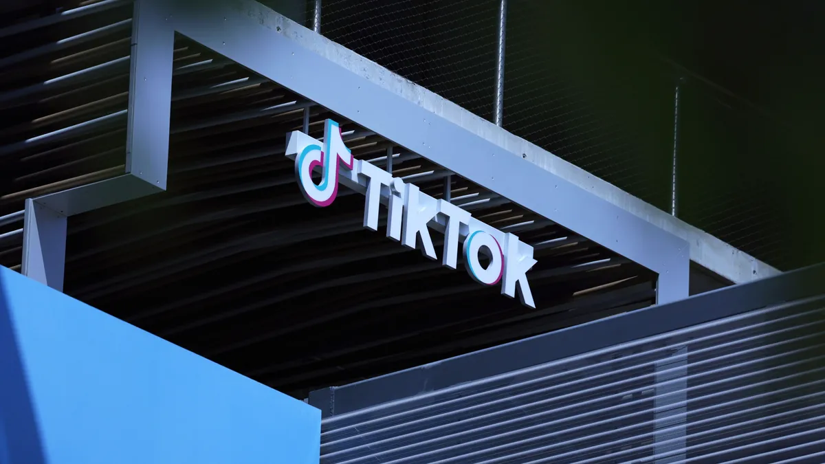 US Supreme Court hears appeal in TikTok ban case