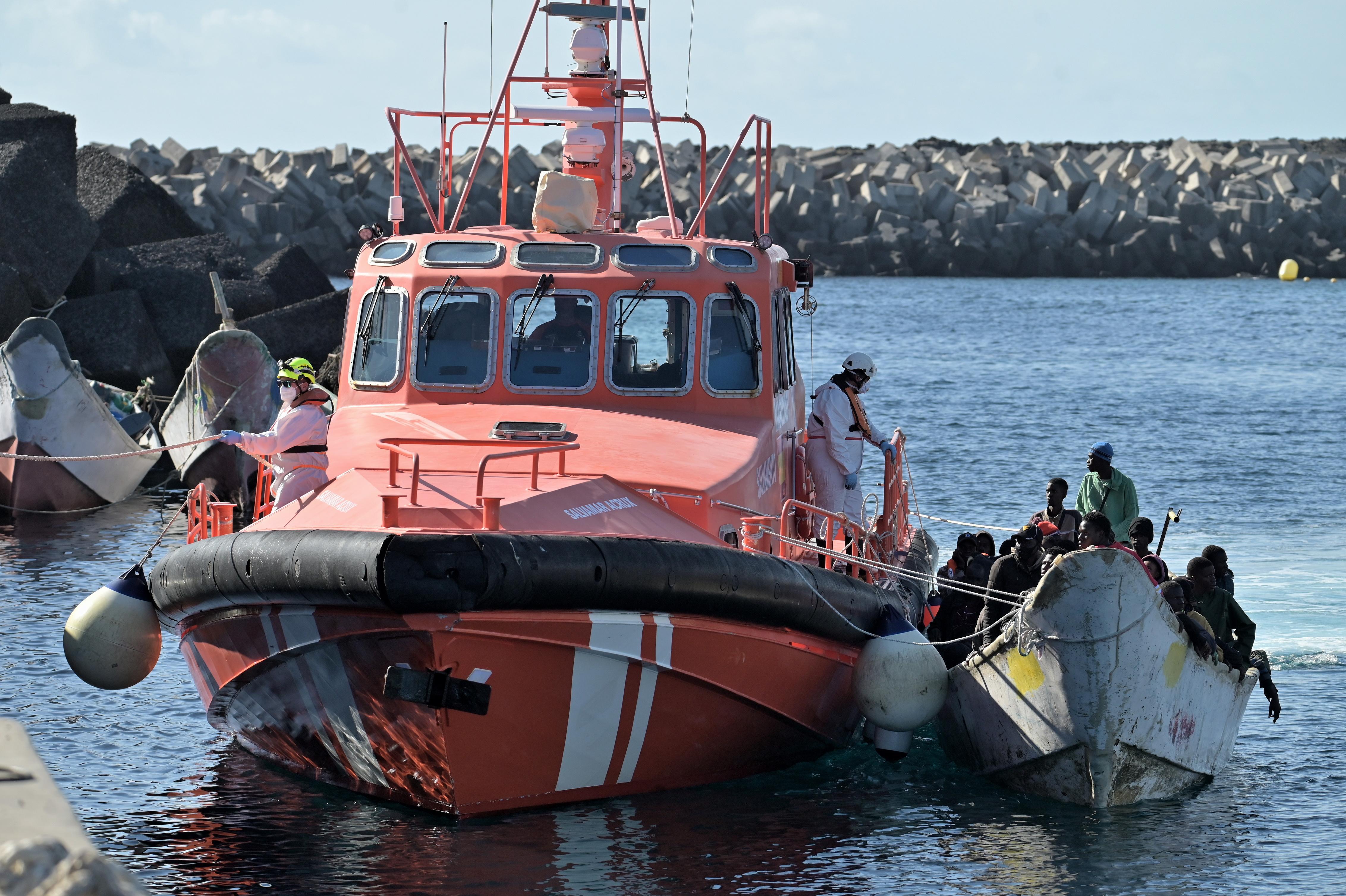 7 migrants drown off Turkey's west coast