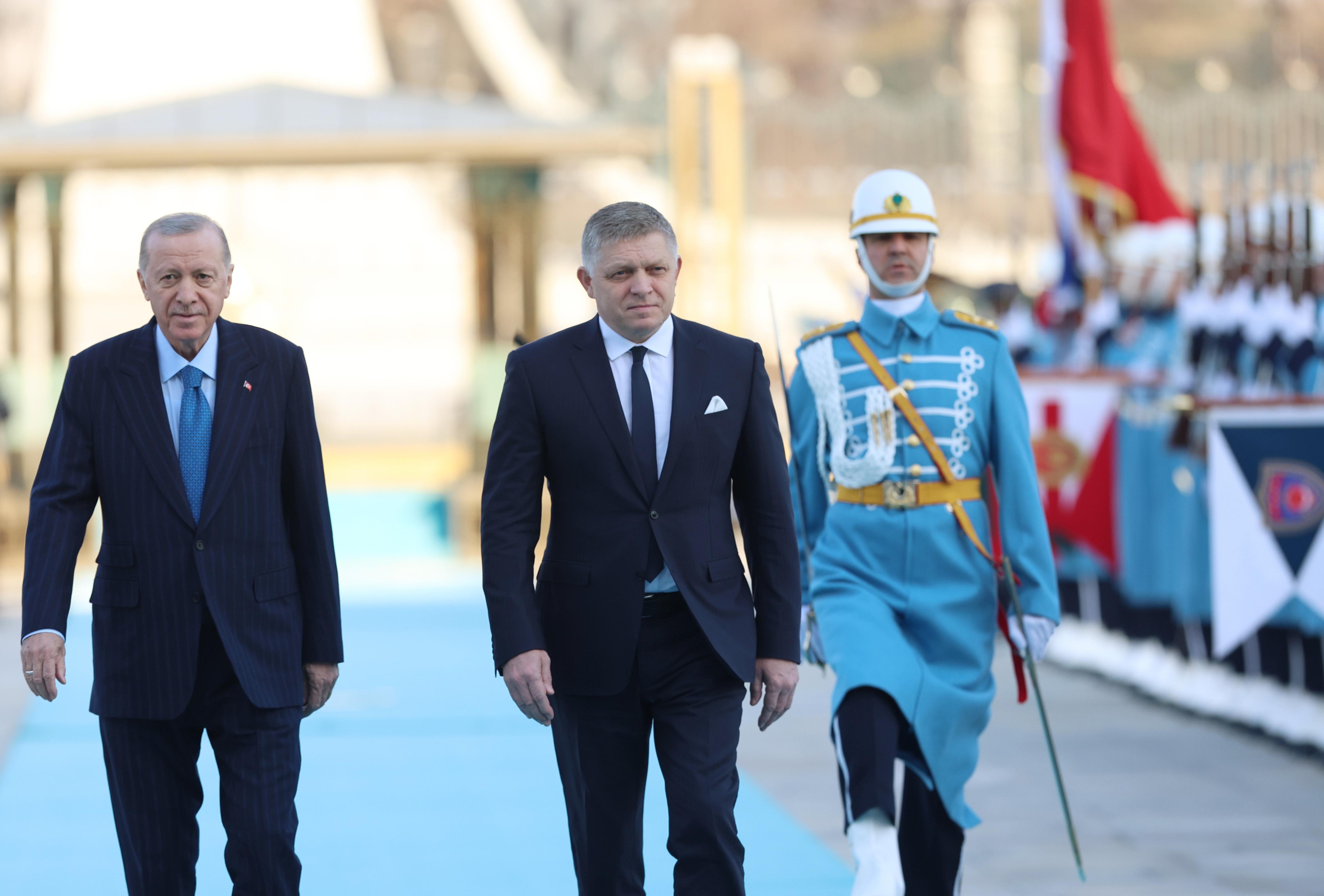 Erdogan welcomed Fico in Ankara with ceremony