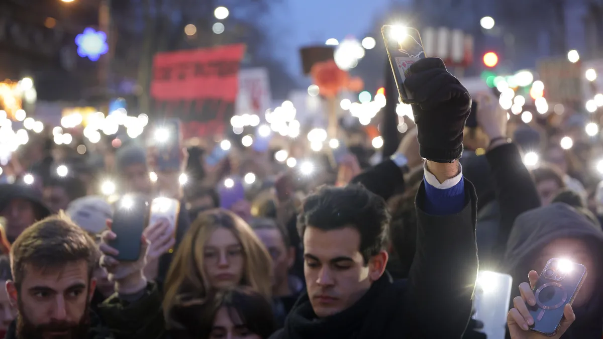 Student protesters in Serbia call for general strike on 24 January