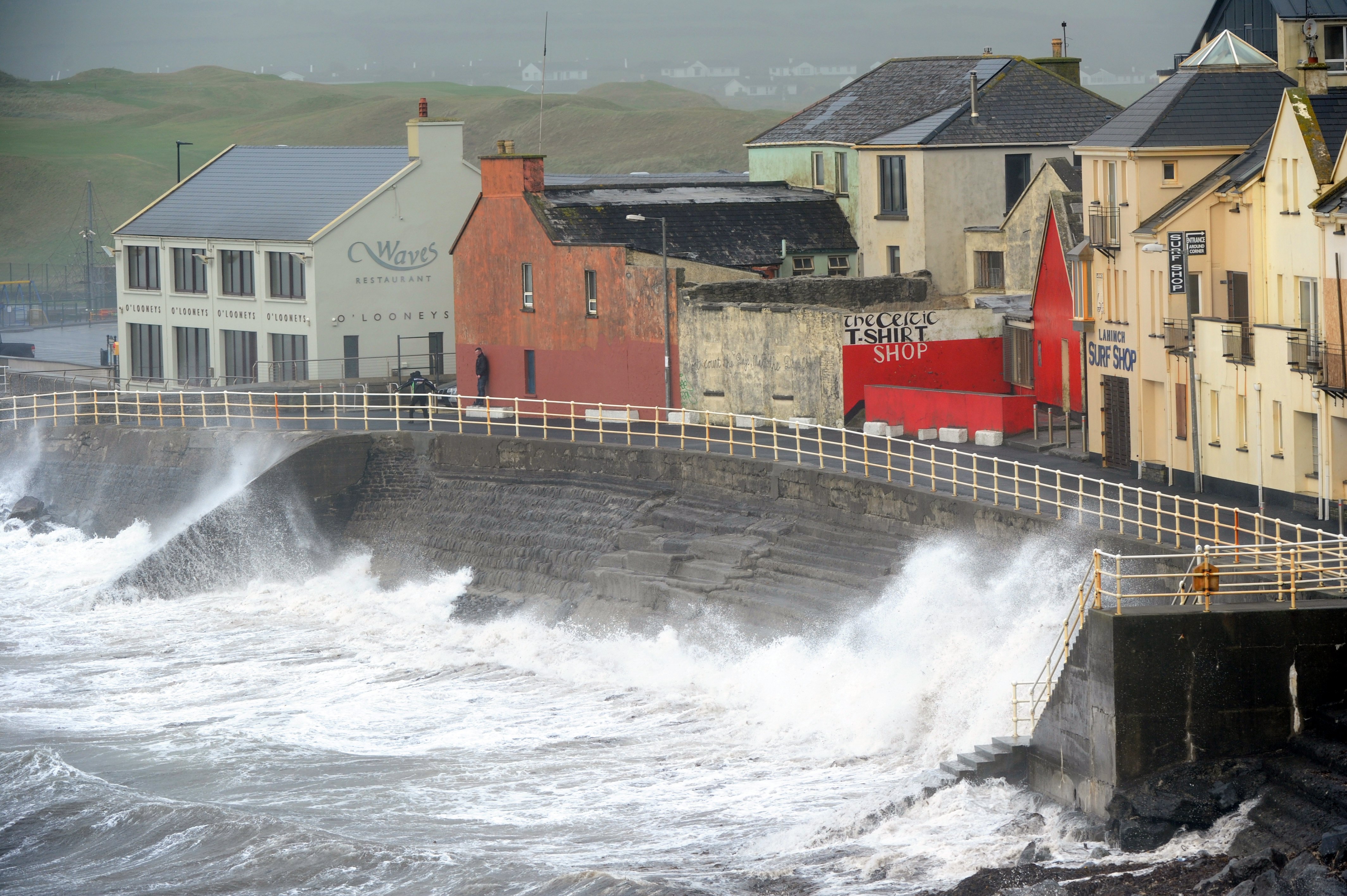 Record wind gusts hit Ireland