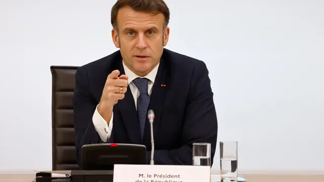 Macron calls for 'calm' after Trump-Zelensky clash