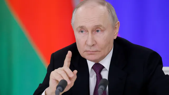 Putin: Russia conditionally agrees to ceasefire proposal